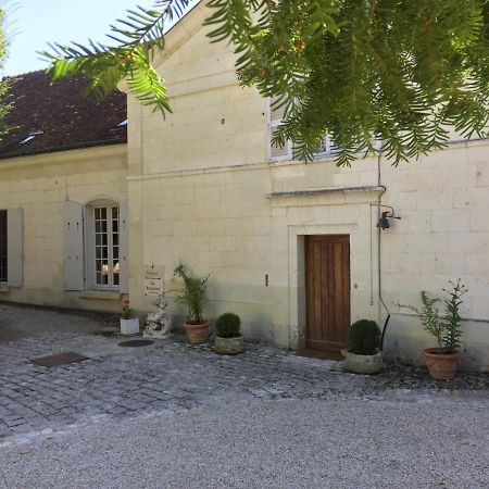 Le Presbytere De La Cite Royale De Лош Экстерьер фото