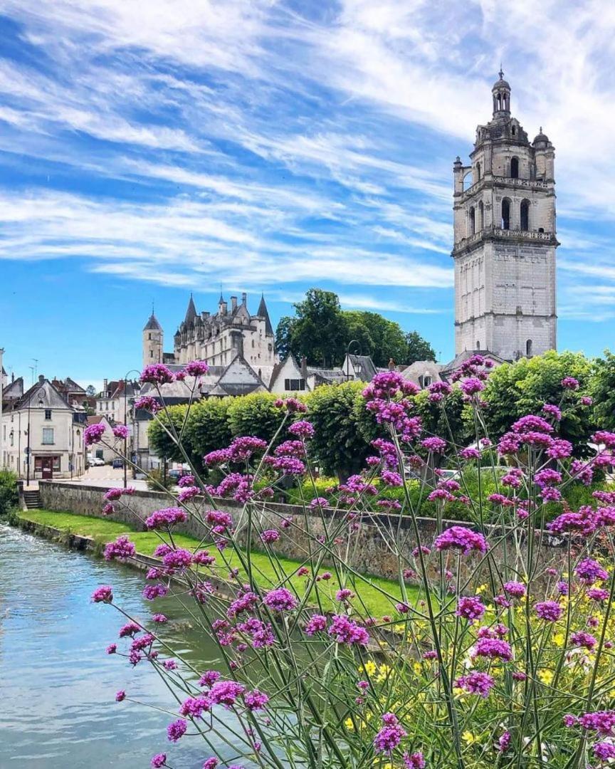 Le Presbytere De La Cite Royale De Лош Экстерьер фото